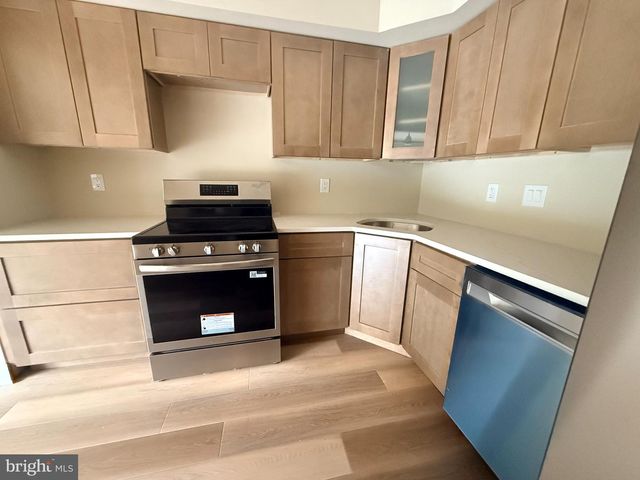 123 LAMPLIGHTER CT, Marlton, NJ 08053