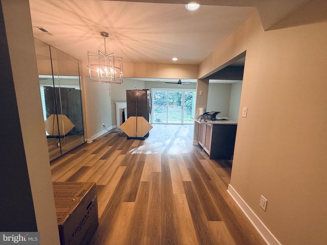 123 LAMPLIGHTER CT, Marlton, NJ 08053