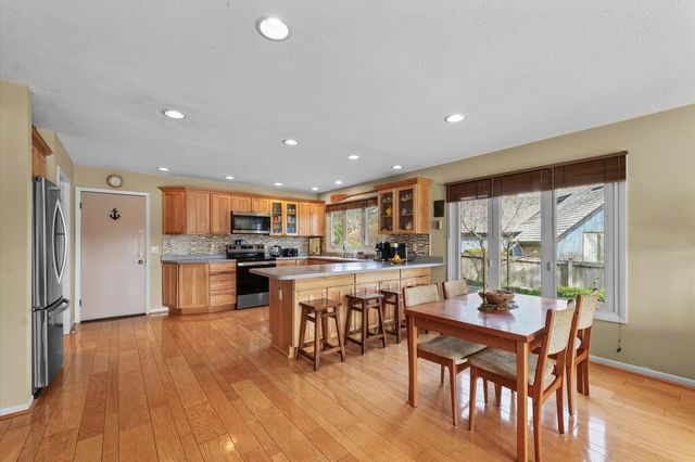 1850 Maynard Drive, Champaign, IL 61822