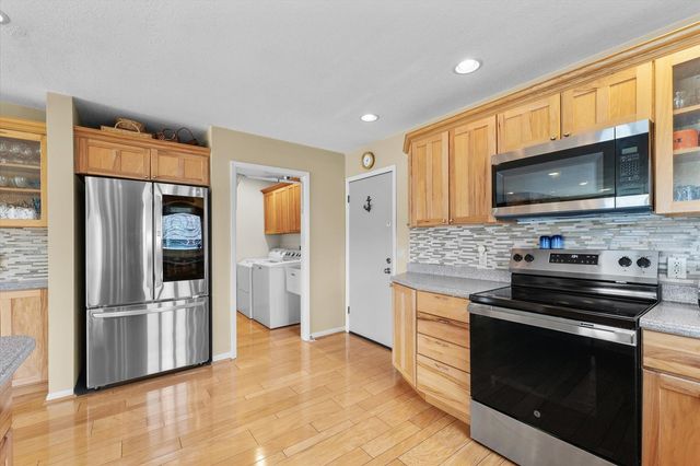 1850 Maynard Drive, Champaign, IL 61822