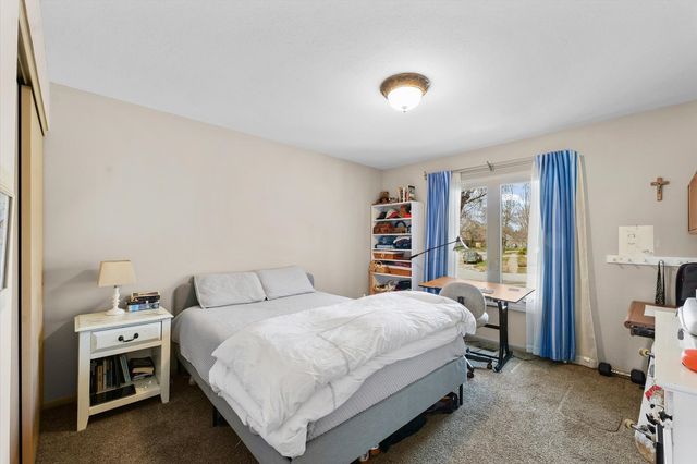 1850 Maynard Drive, Champaign, IL 61822