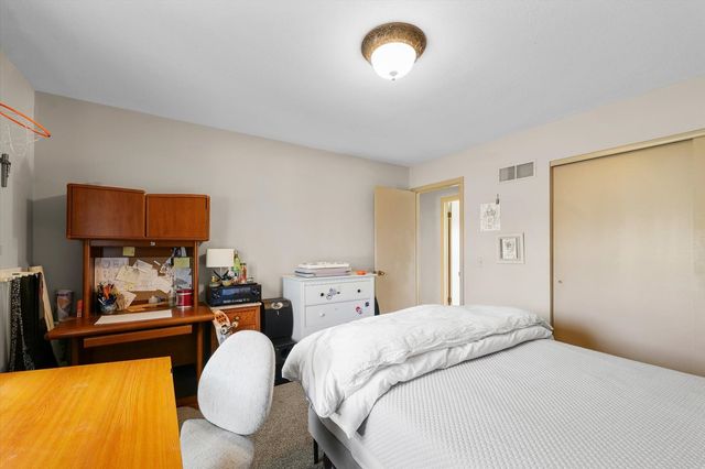 1850 Maynard Drive, Champaign, IL 61822