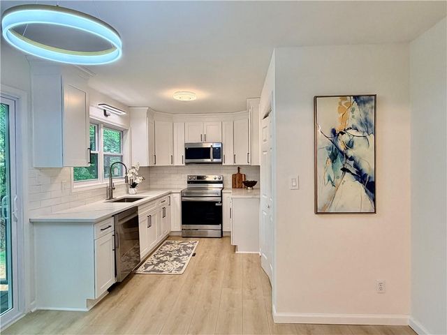 499 Hearth Place, Lawrenceville, GA 30043