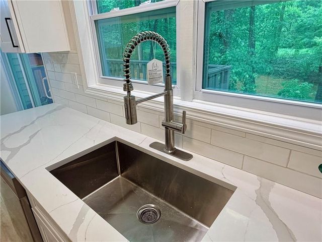 499 Hearth Place, Lawrenceville, GA 30043