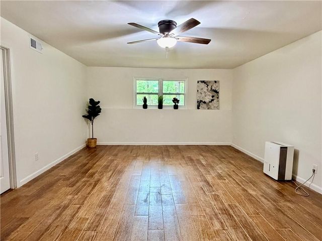 499 Hearth Place, Lawrenceville, GA 30043