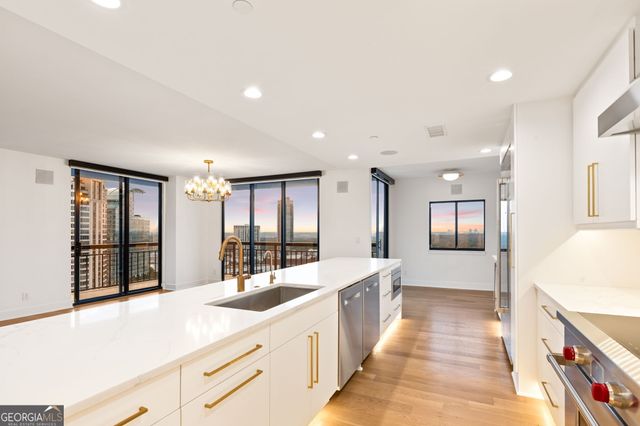 3481 Lakeside Drive NE P206, Atlanta, GA 30326