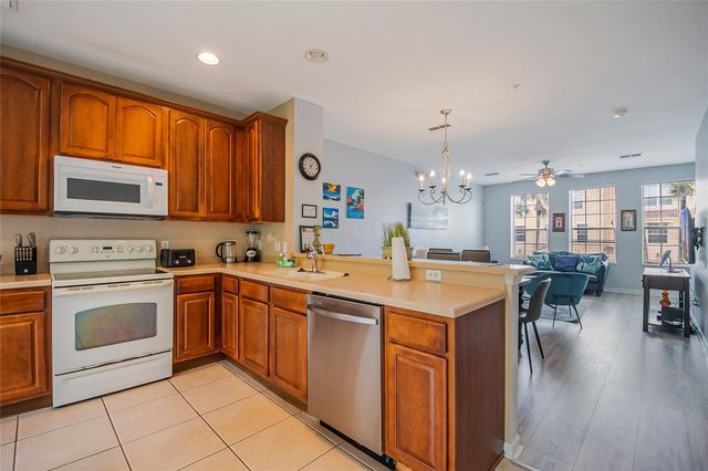 5002 TIDEVIEW CIRCLE 2, Orlando, FL 32819