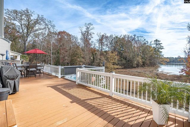 616 Calabria Court, Chapin, SC 29036