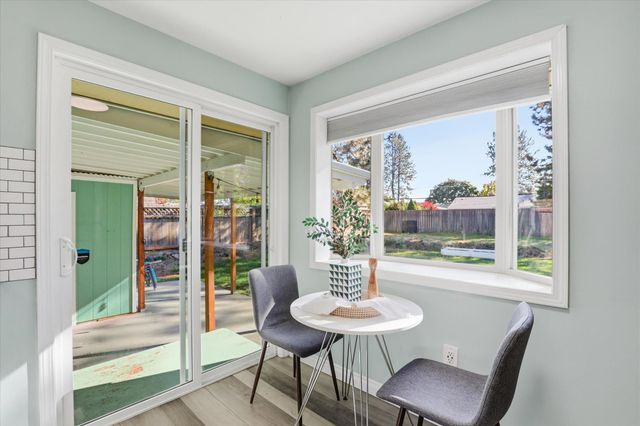 3105 W Houston Ave, Spokane, WA 99208