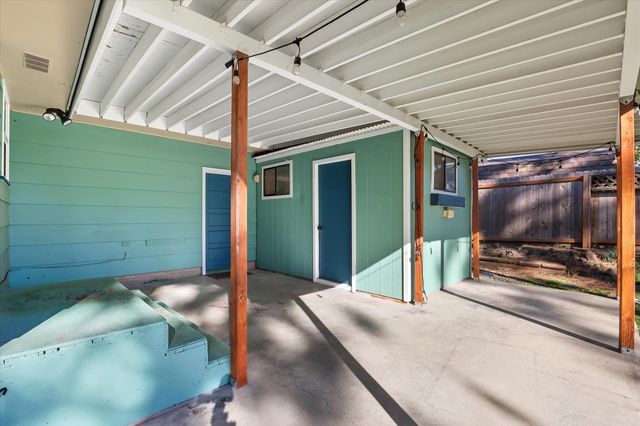 3105 W Houston Ave, Spokane, WA 99208