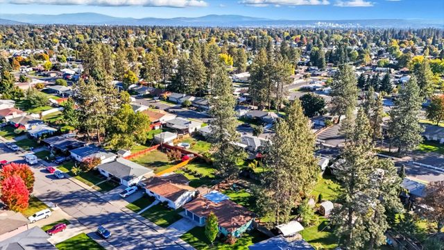 3105 W Houston Ave, Spokane, WA 99208