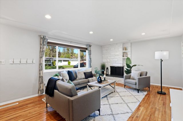 3105 W Houston Ave, Spokane, WA 99208