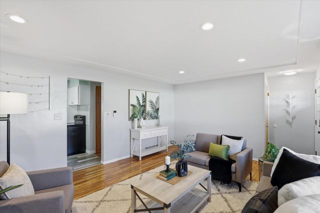 3105 W Houston Ave, Spokane, WA 99208