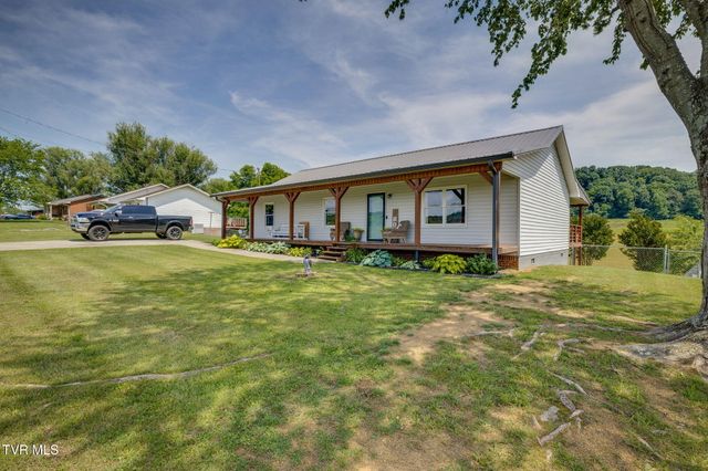 566 Carters Valley Road, Rogersville, TN 37857