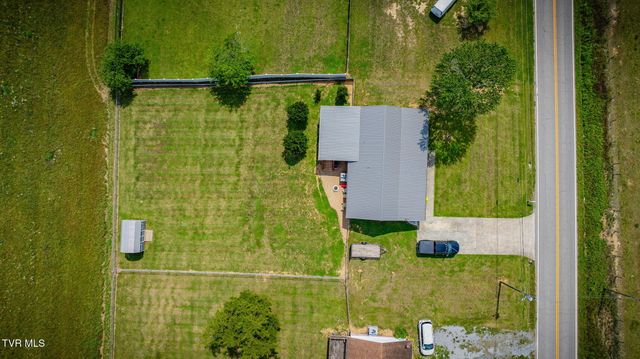 566 Carters Valley Road, Rogersville, TN 37857