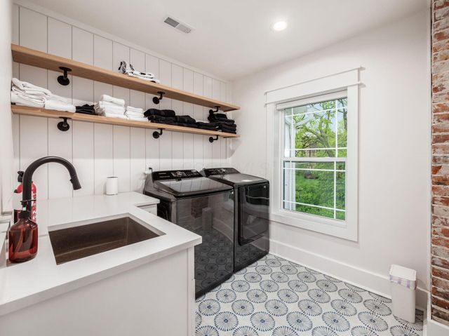 4916 Olentangy River Road, Delaware, OH 43015