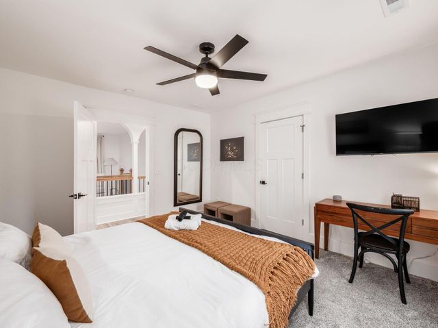 4916 Olentangy River Road, Delaware, OH 43015