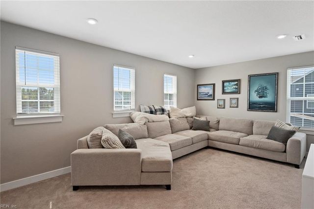 128 Glenmoor PATH, Moyock, NC 27958