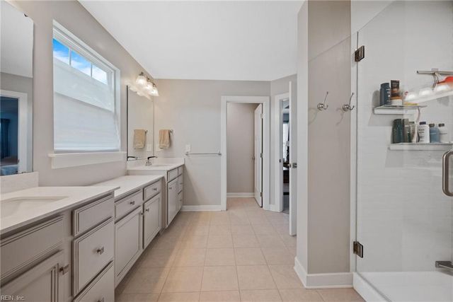 128 Glenmoor PATH, Moyock, NC 27958