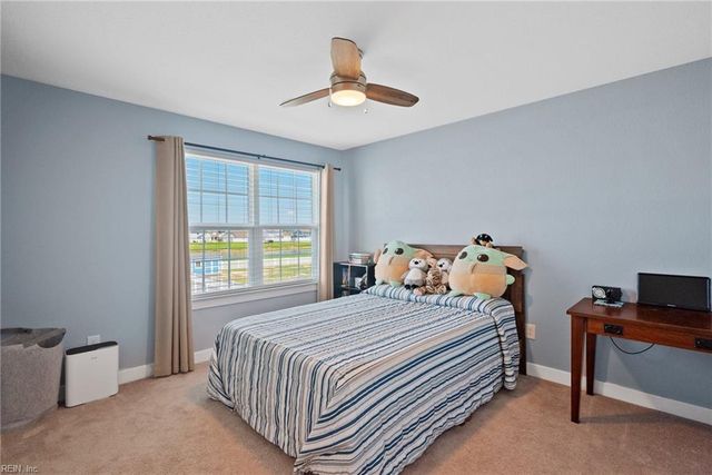 128 Glenmoor PATH, Moyock, NC 27958