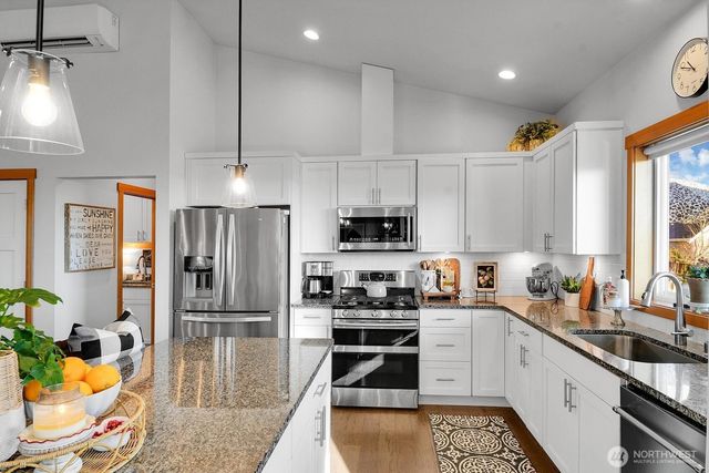 1157 Central Drive, Camano Island, WA 98282