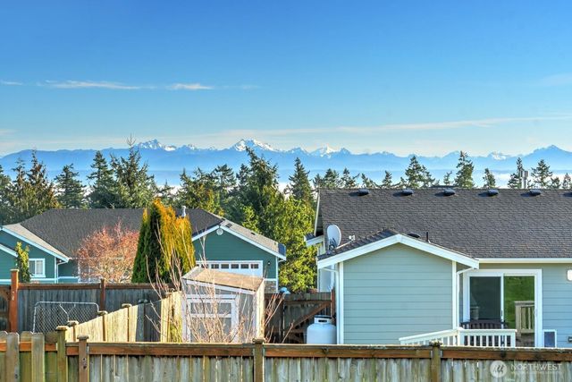 1157 Central Drive, Camano Island, WA 98282