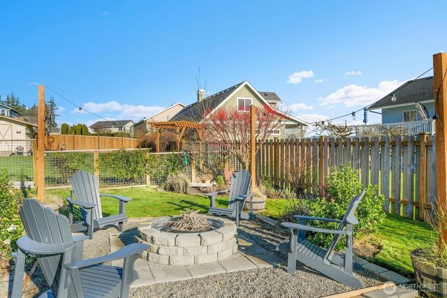 1157 Central Drive, Camano Island, WA 98282