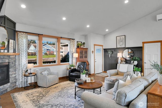 1157 Central Drive, Camano Island, WA 98282