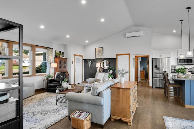 1157 Central Drive, Camano Island, WA 98282