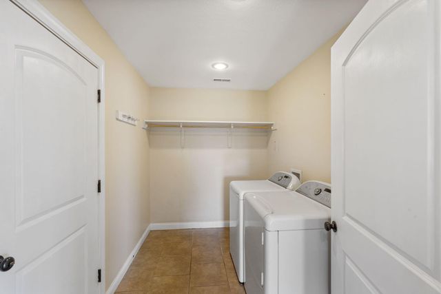 13169 DESTREHAN CT, Boonville, MO 65233