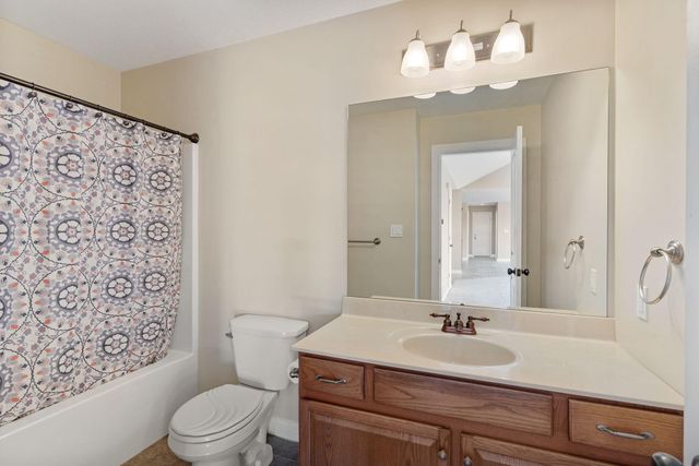 13169 DESTREHAN CT, Boonville, MO 65233