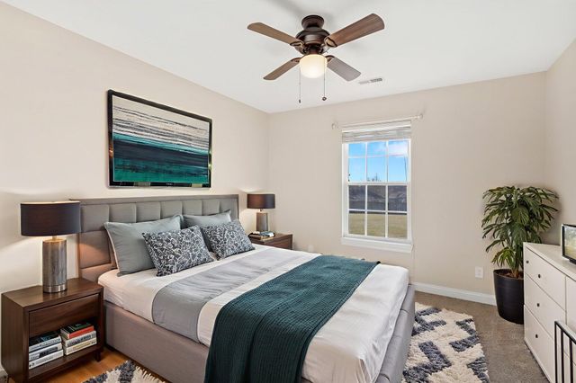 13169 DESTREHAN CT, Boonville, MO 65233