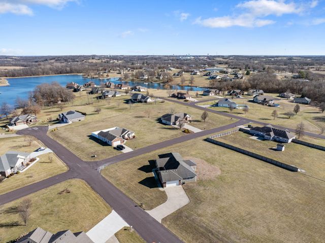 13169 DESTREHAN CT, Boonville, MO 65233