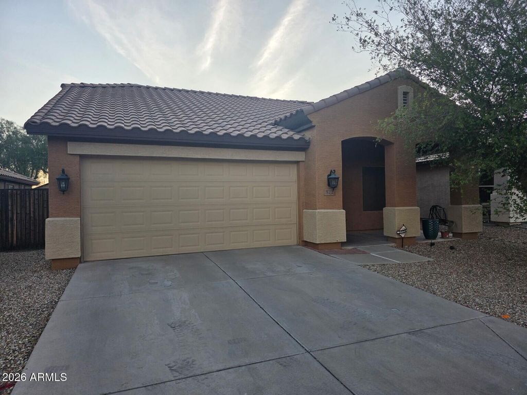522 S 114TH Avenue, Avondale, AZ 85323 — exterior