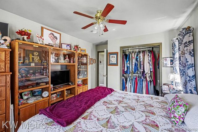 311 Pioneer Drive, Pontiac, MI 48341