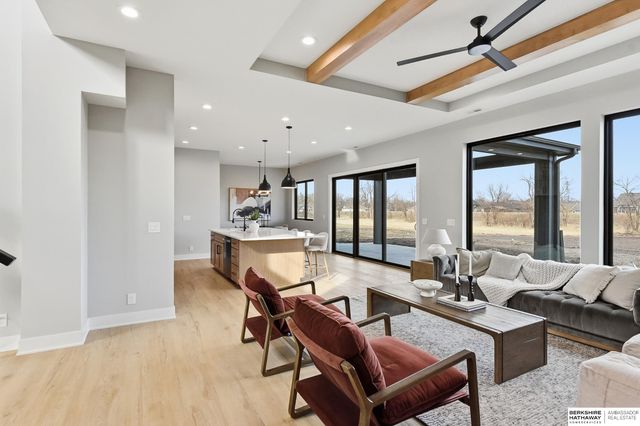 23720 Mary Jo Lane, Waterloo, NE 68069