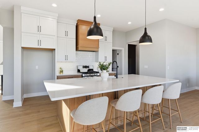 23720 Mary Jo Lane, Waterloo, NE 68069