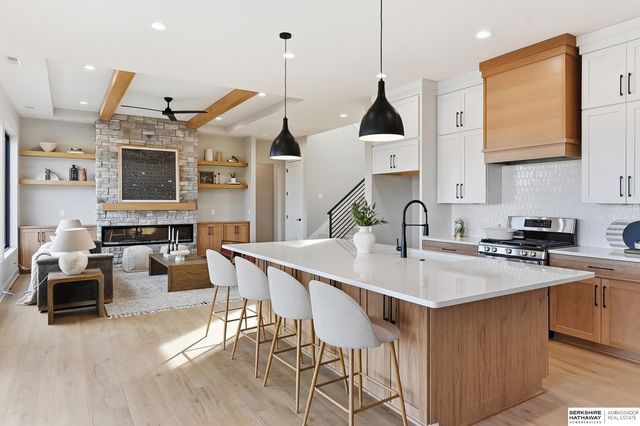 23720 Mary Jo Lane, Waterloo, NE 68069