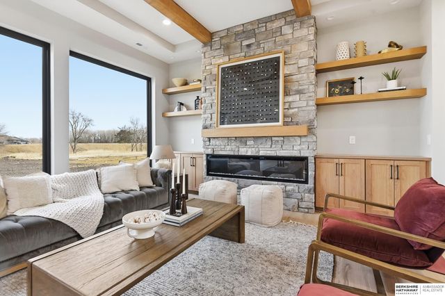 23720 Mary Jo Lane, Waterloo, NE 68069