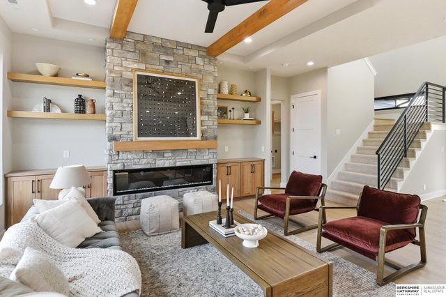 23720 Mary Jo Lane, Waterloo, NE 68069