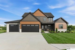 23720 Mary Jo Lane, Waterloo, NE 68069