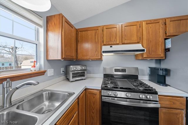 5906 Cornell Boulevard, North Ridgeville, OH 44039