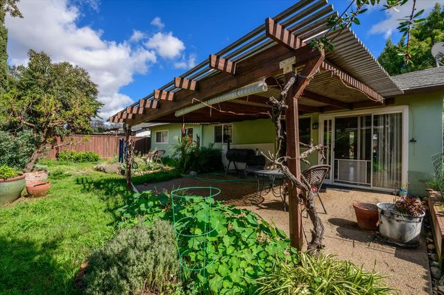 2608 Mackinaw Way, Sacramento, CA 95826