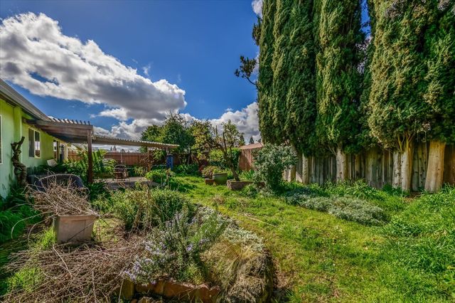 2608 Mackinaw Way, Sacramento, CA 95826