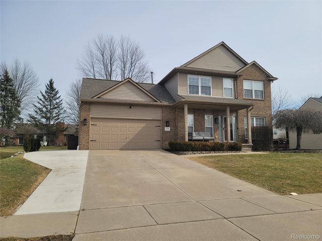 1816 Acorn Valley Drive, Howell, MI 48855