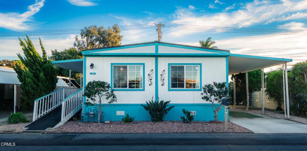 320 Columbia Place 46, Oxnard, CA 93033