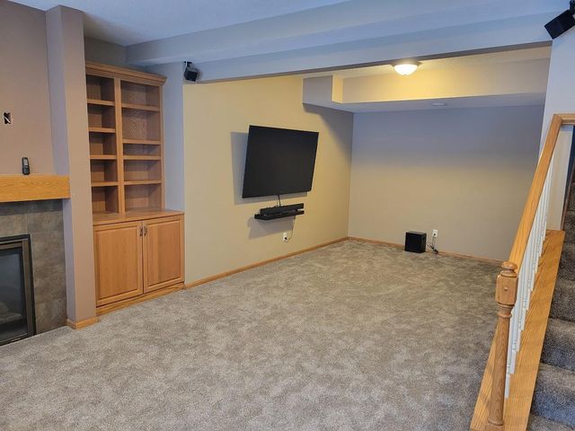 16267 Griffon Trail, Lakeville, MN 55044