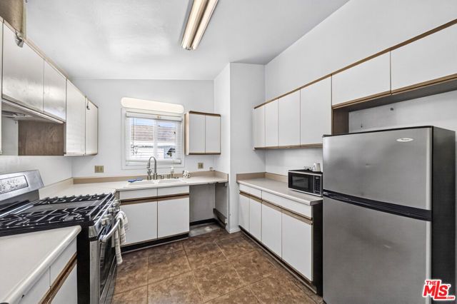 2136 E Walnut Creek, West Covina, CA 91791