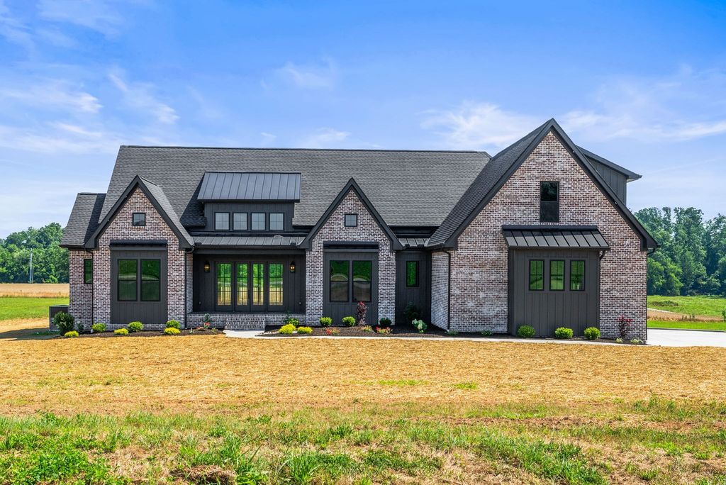 4719 Greer Ln, Cross Plains, TN 37049