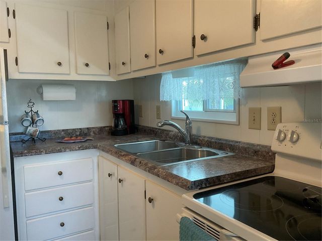 213 COMO DRIVE, Venice, FL 34285